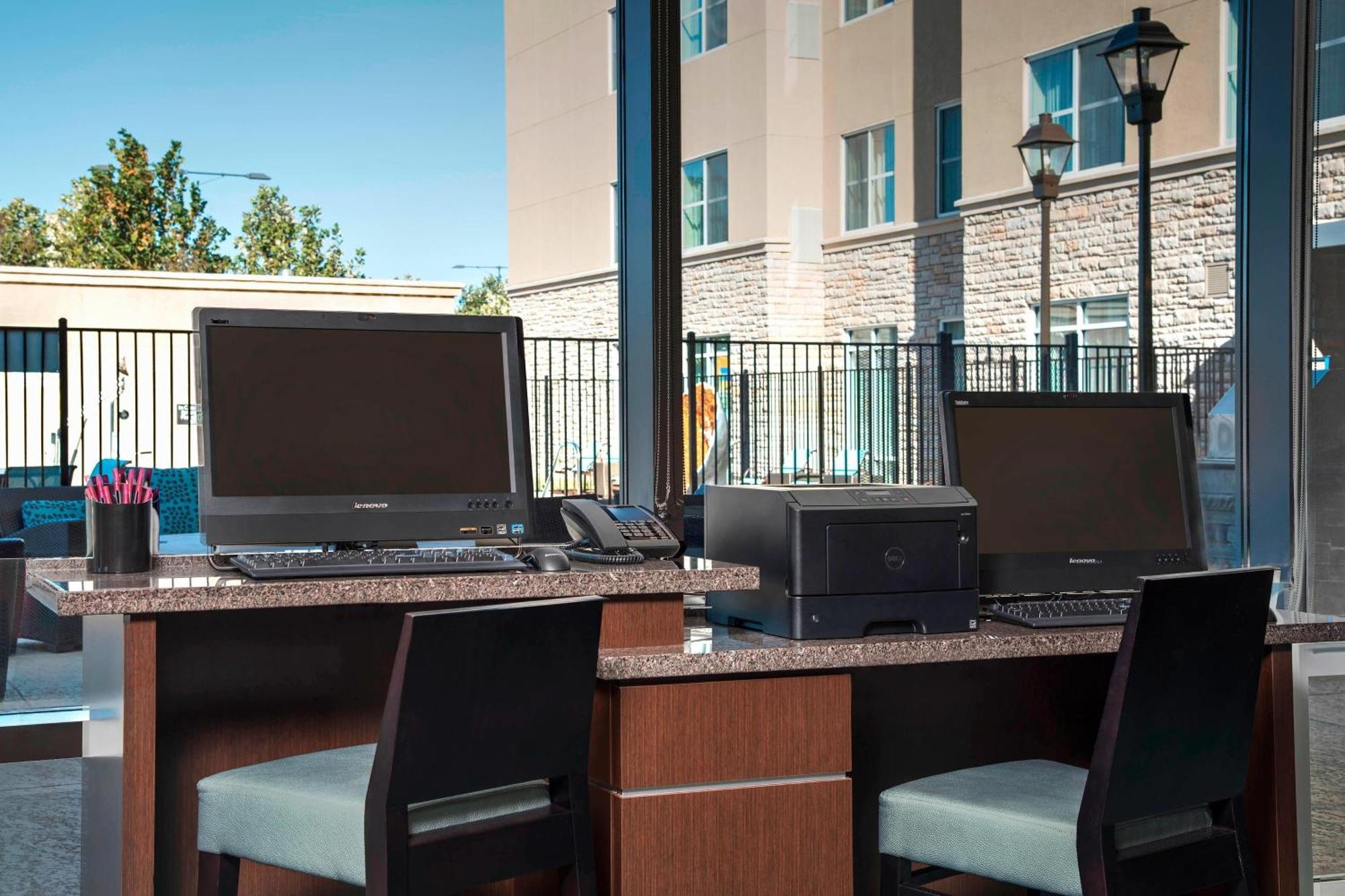 Residence Inn By Marriott Austin - University Area Exteriör bild