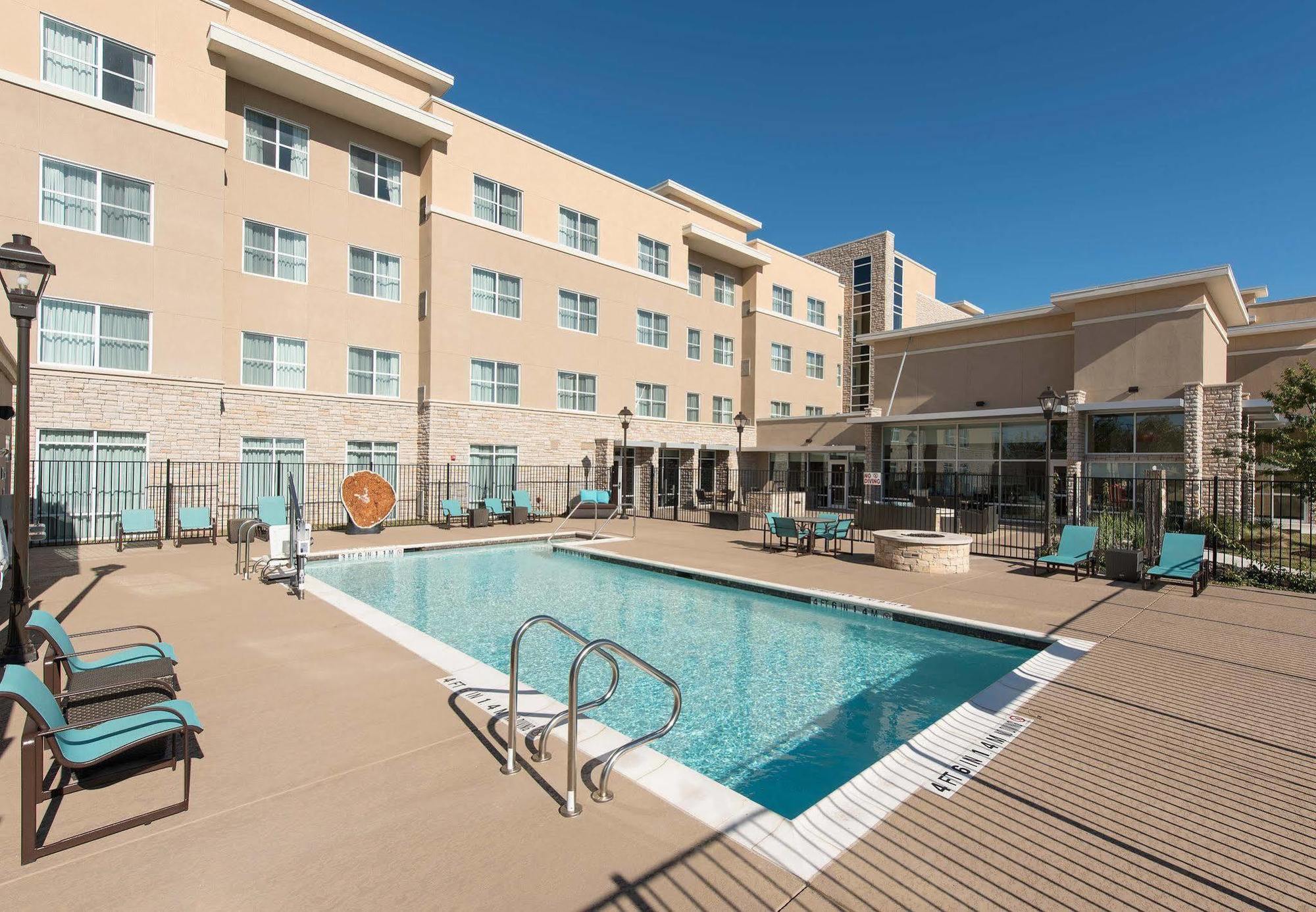 Residence Inn By Marriott Austin - University Area Exteriör bild