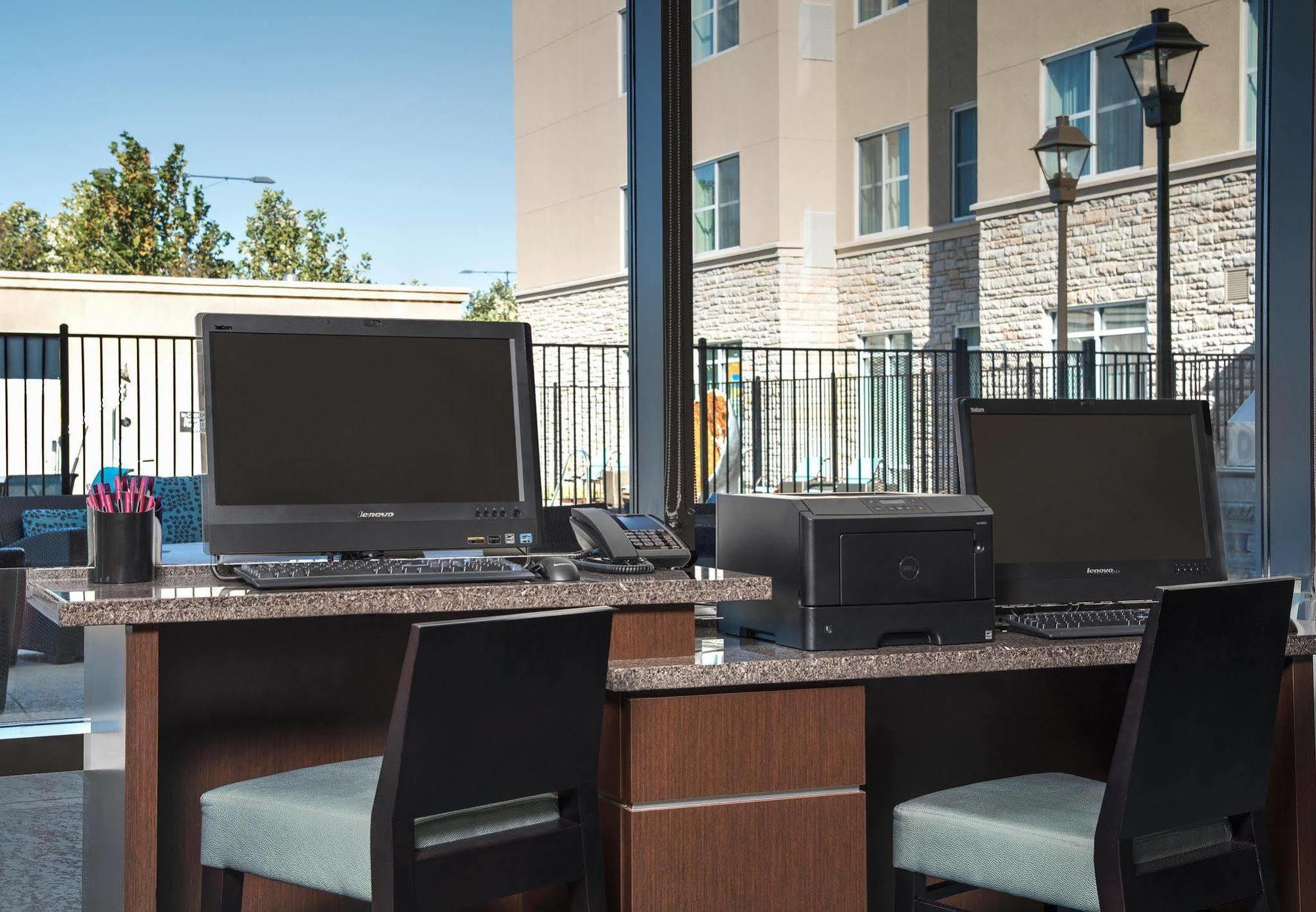 Residence Inn By Marriott Austin - University Area Exteriör bild